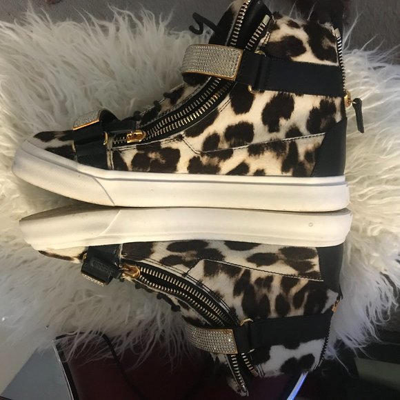 Designer sneaker - Picture 5 of 5